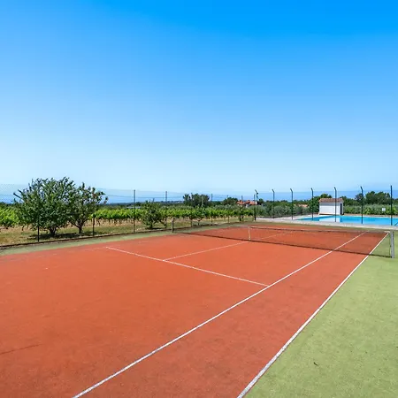 Premium Seven With Pool In Appartamento Porec