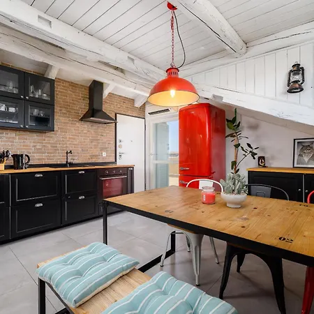 Premium Seven With Pool In Lejlighed Poreč