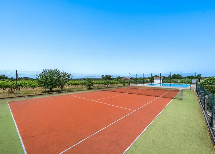 Premium Seven With Pool In Appartement Poreč